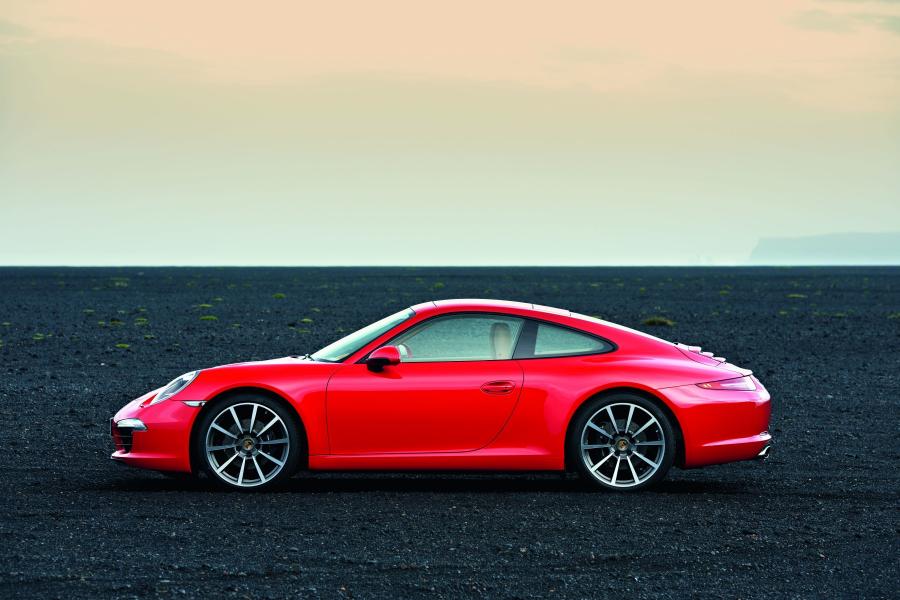  Porsche 911 Carrera 2011 года  (фото 12 из 47)